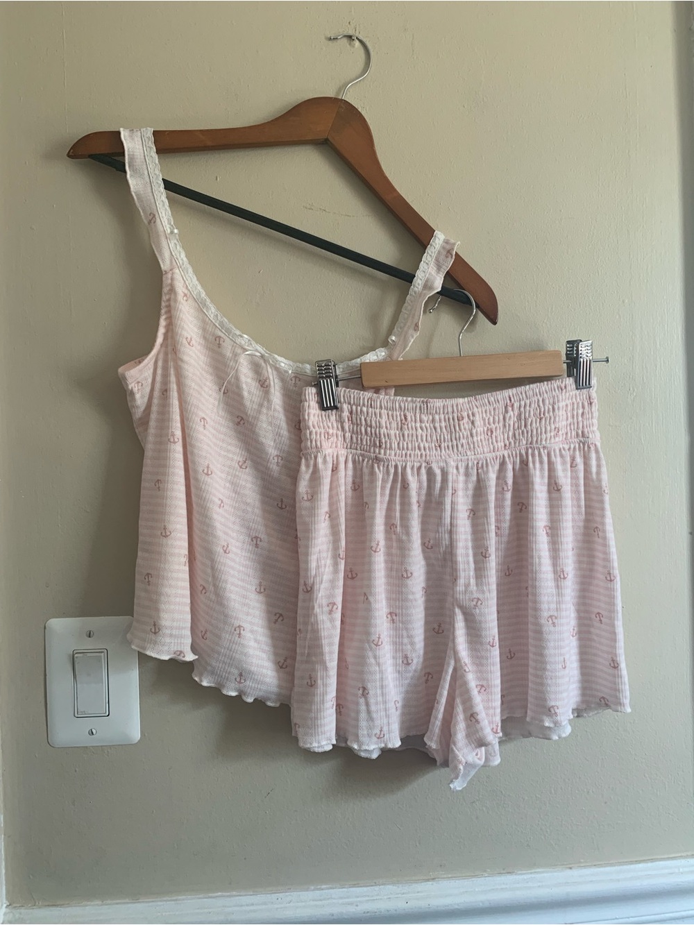 Wild Indigo Pink Striped Anchor Pajama Lounge Shorts Smocked Waist Lettuce Hem L
